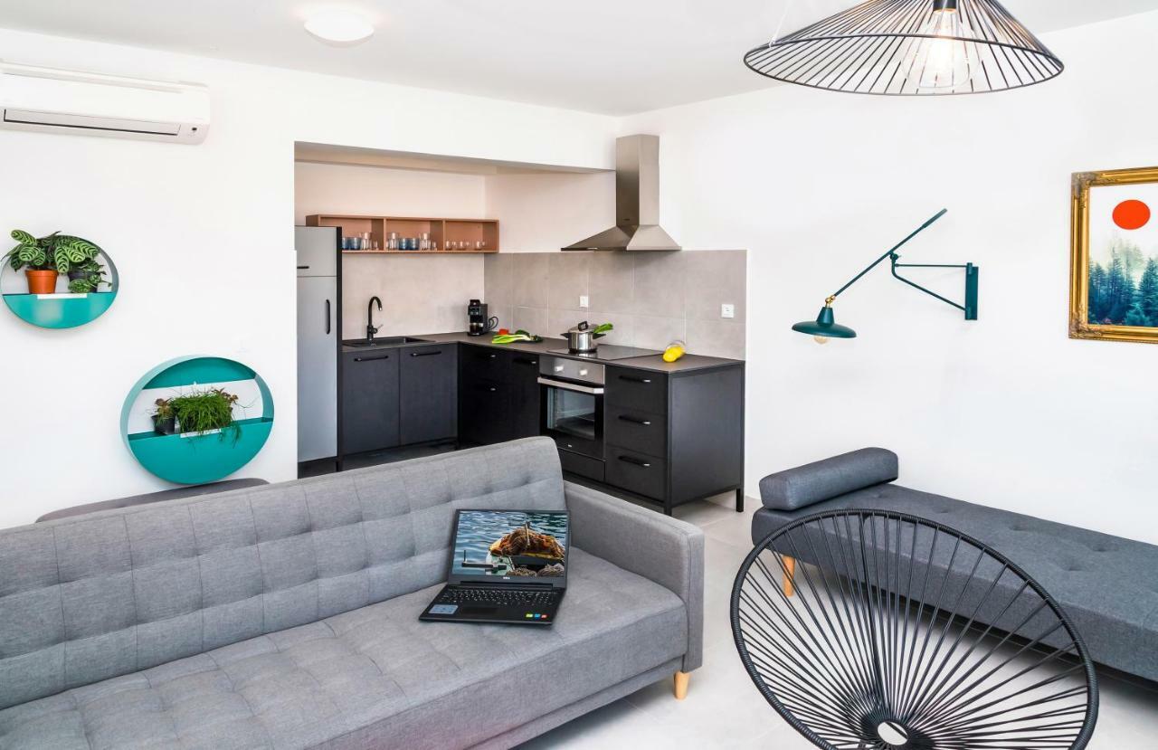Rivus Apartments โอมิช ภายนอก รูปภาพ